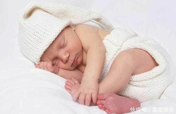 家长|宝宝每月体重都不同，一岁前孩子体重增长表，看看你家孩子达标没