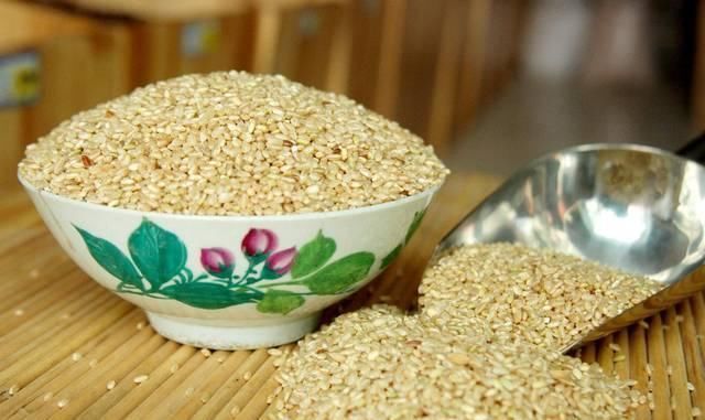 红糖饮|女生“例假”期间,多吃6种食材,清除子宫毒素,远离妇科炎症