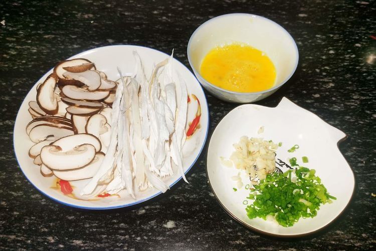 这三种食材煮汤，暖心暖胃，吃的好也不担心长胖，家家户户吃得起