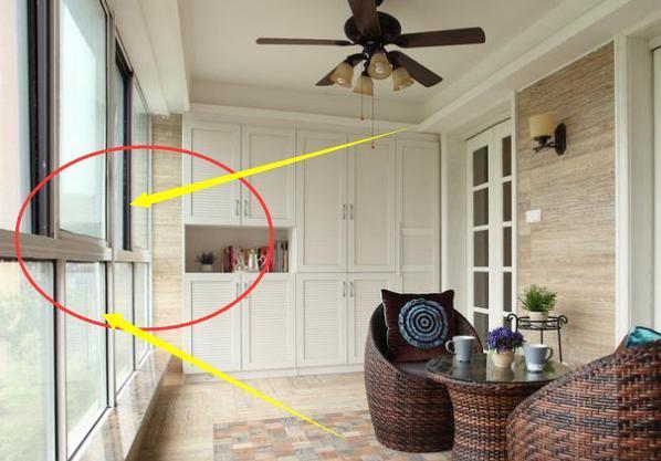 阳台别|阳台别''空置''了,在一面打造柜子,实用性又高还美观省钱