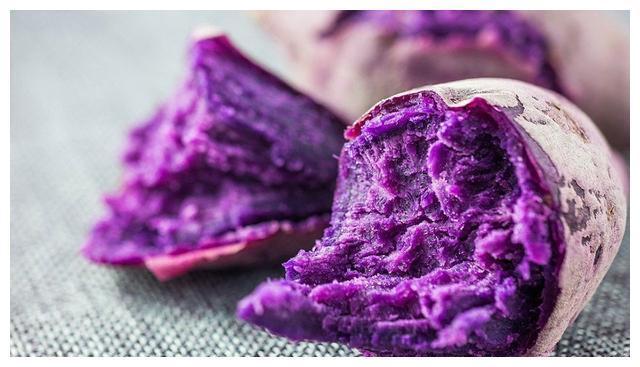 手抓饼|经常用脑压力大,6种食物要多吃,“硒”含量高,大脑轻松效率高