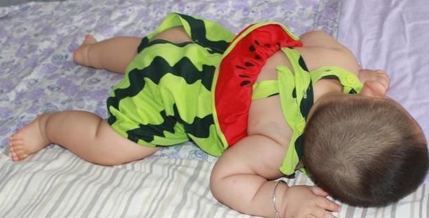 女儿|睡醒一觉发现女儿“丢了”,找到孩子后,宝妈给孩子买根绳子