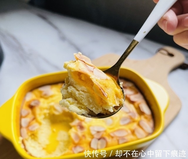 无需打发的酸奶烤蛋糕,做起来太简单了