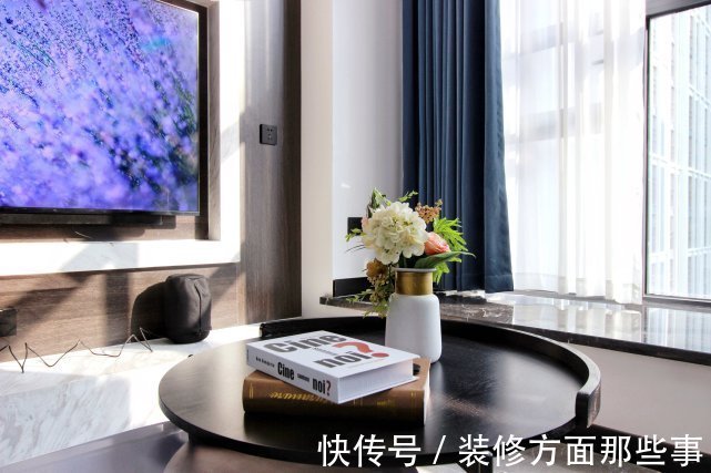 光影|110平复式现代风格,提升空间的“高级感”