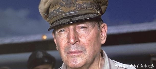 衣服|麦克阿瑟战斗中为什么要换上普通士兵衣服？不戴钢盔，更不带武器