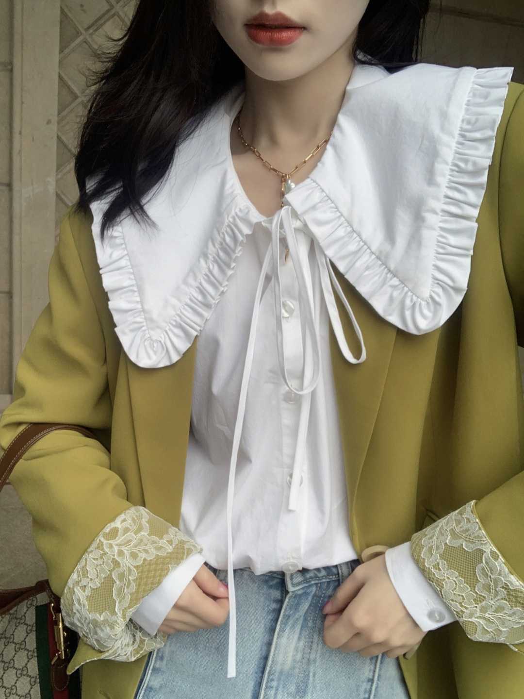 牛仔衬衫|别老穿烂大街的牛仔衬衫了,早春选择这“三款”,精致又洋气