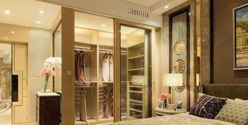 地方|当初不顾家人反对,坚持把卧室这地方改成衣帽间,装完都不吭声了