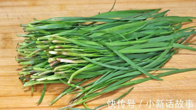 肝细胞|大蒜是肝病的“发物”提醒想要养护肝脏,4种素食尽量少吃