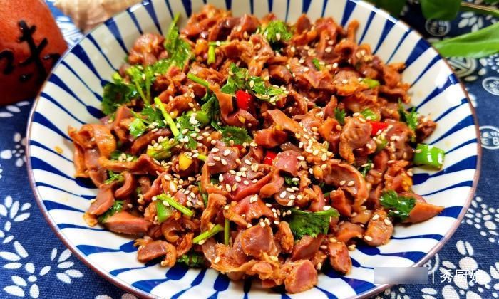 常吃|三伏天，多吃此肉不长胖，比猪肉便宜，比牛羊肉香，常吃对脾胃好