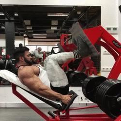 健身|一张裸照征服全世界这个男人的肉体简直逆天了