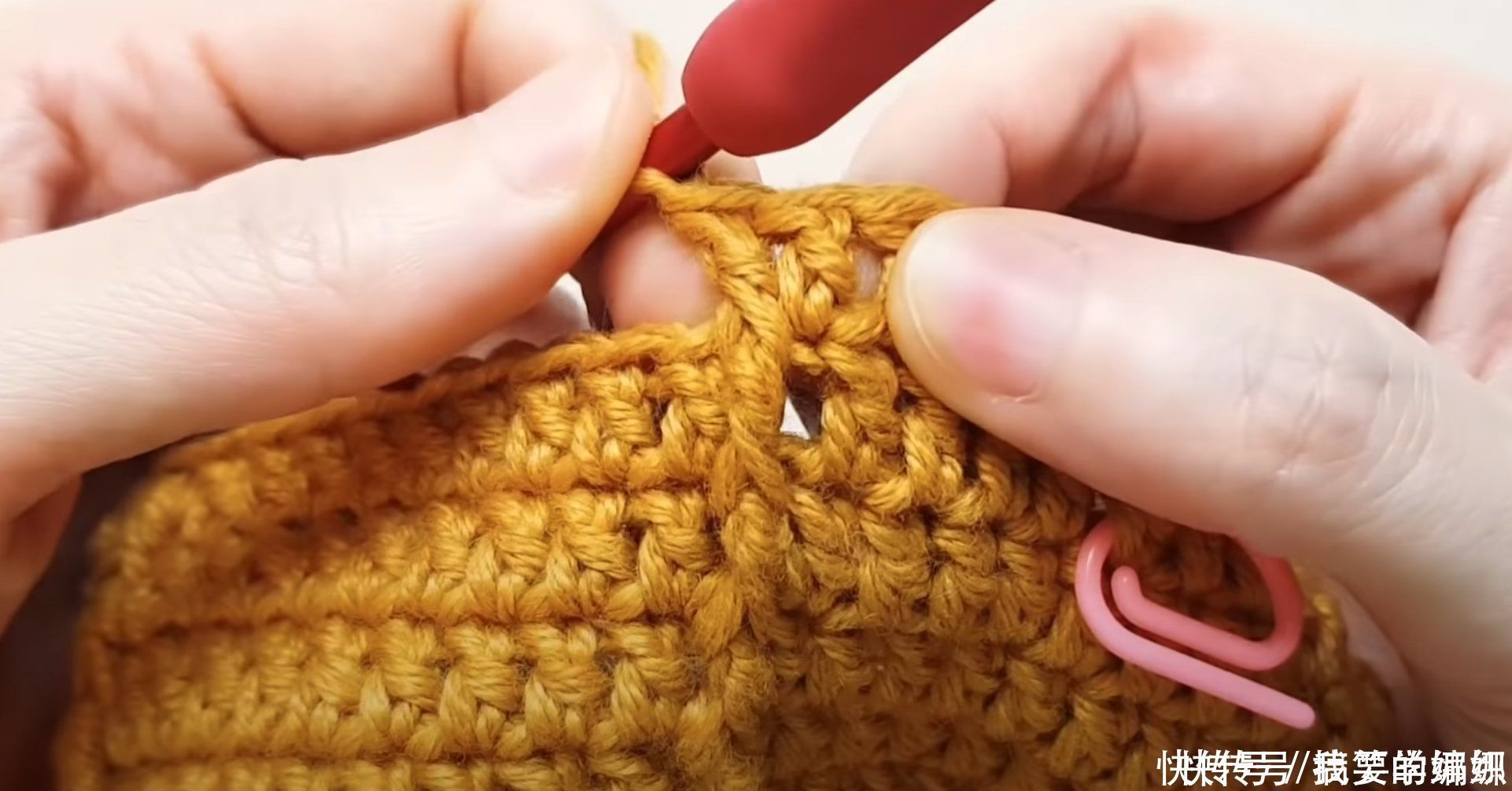 冬夏都可戴的一款帽子,只需换不同的线来钩,出行携带方便可折叠