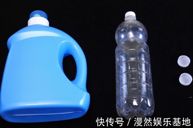 塑料瓶|洗衣液瓶子别扔了,简单改造一下,放在床上,全家人都要抢着用