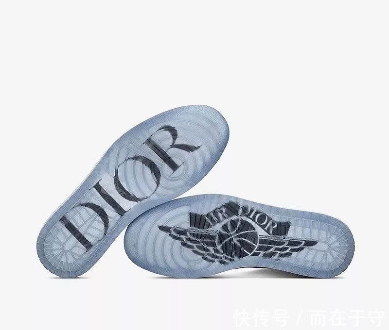 球鞋 Dior x AJ1终于露出真容，与奢侈品联名的Nike是不是“变味”了？