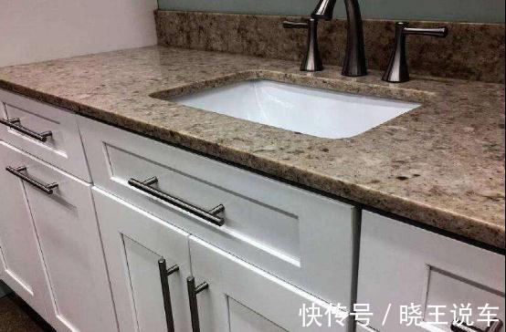 厨房|橱柜台面用不锈钢还是大理石好?内行人都这样选择,清洁使用方便