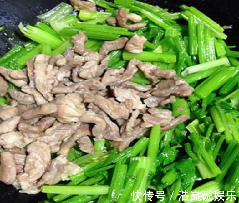 芹菜|芹菜炒肉先放芹菜还是先放肉很多人做错了,难怪味道不佳