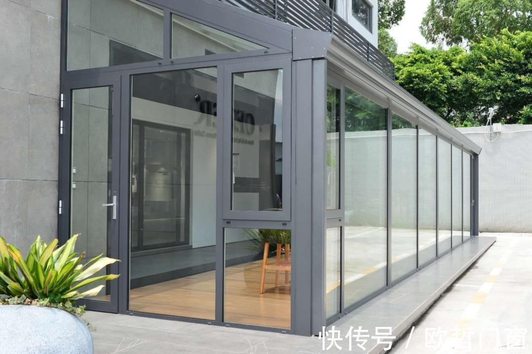 阳台|阳光房怎么设计,如何选择和设计合适的阳台门窗方案呢?