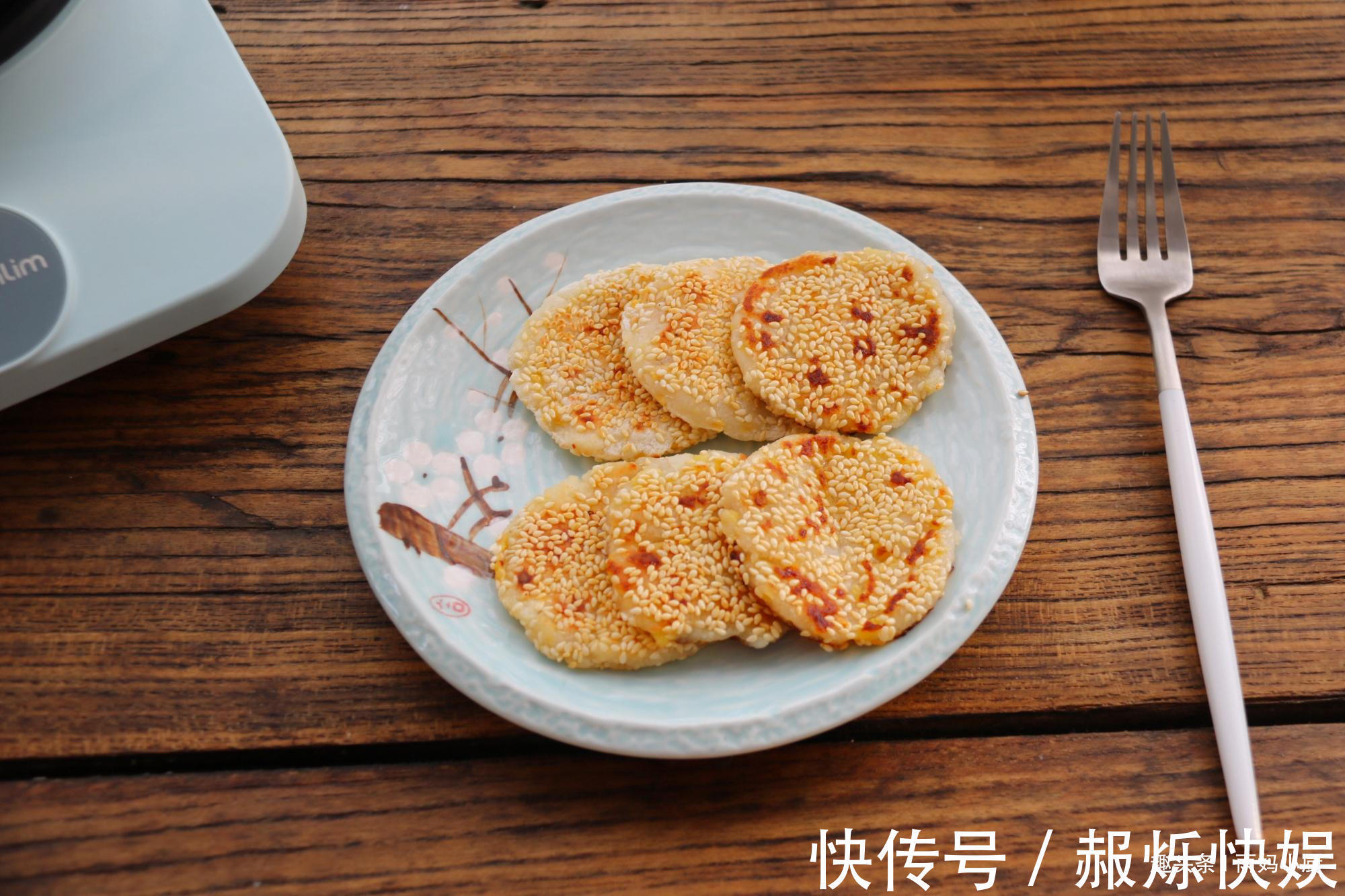 山药别再煮粥了,做成早餐饼,不加1滴水,补脾养胃,全家都爱吃