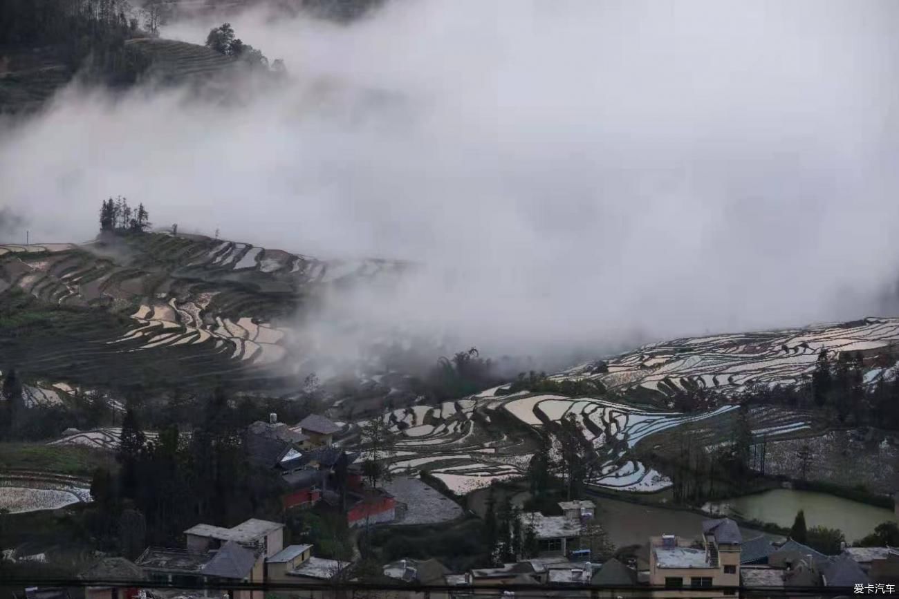 游红河哈尼族彝族自治州多依树梯田景区