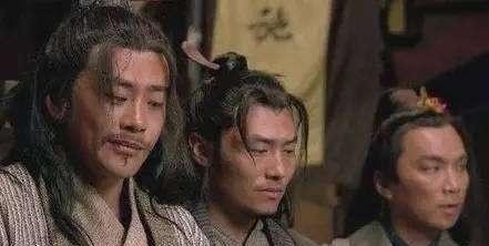 梁山配得上铁骨铮铮、忠贞不渝的只有4人,无鲁智深武松林冲李逵