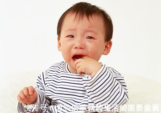 偏心|生了二娃后才明白一个道理,在绝大部分二胎家庭里,父母都偏心