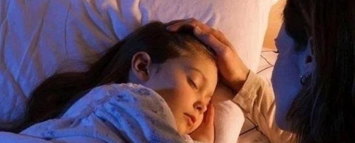 宝妈|孩子到底啥时候可以睡整觉?宝妈不干涉吃夜奶到2岁后果咋样?