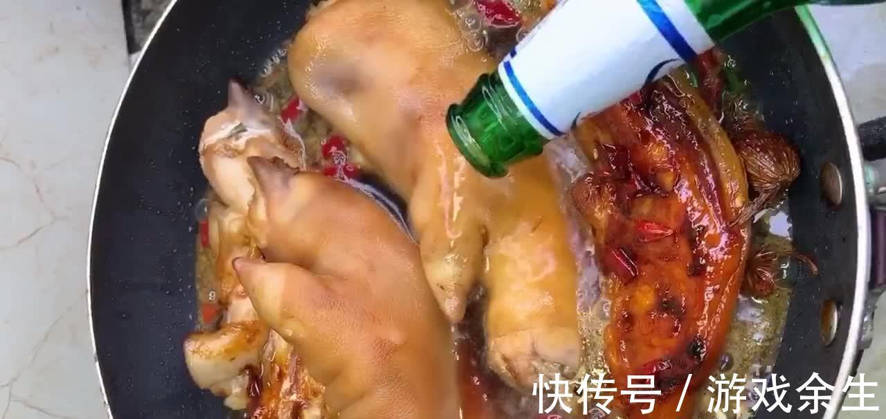 卤猪蹄的做法，用什么香料全部告诉你，骨香入味耐啃有嚼头！