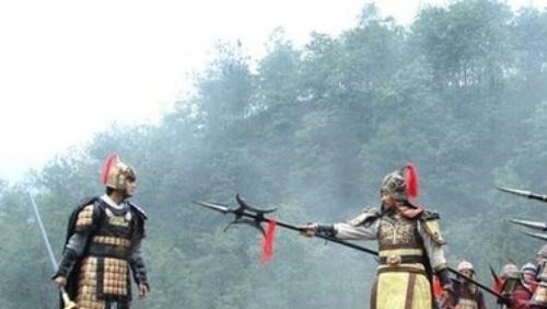 说岳全传$薛仁贵一杆方天画戟打下赫赫战功,这个武器是怎么来的!