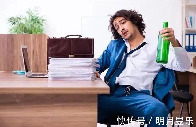 戒酒|一年有300天都在喝酒,身体会怎么样呢?多数人不清楚,了解下吧