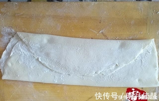 原来做手擀面这么简单，东北婆婆教的这个方法真好用！