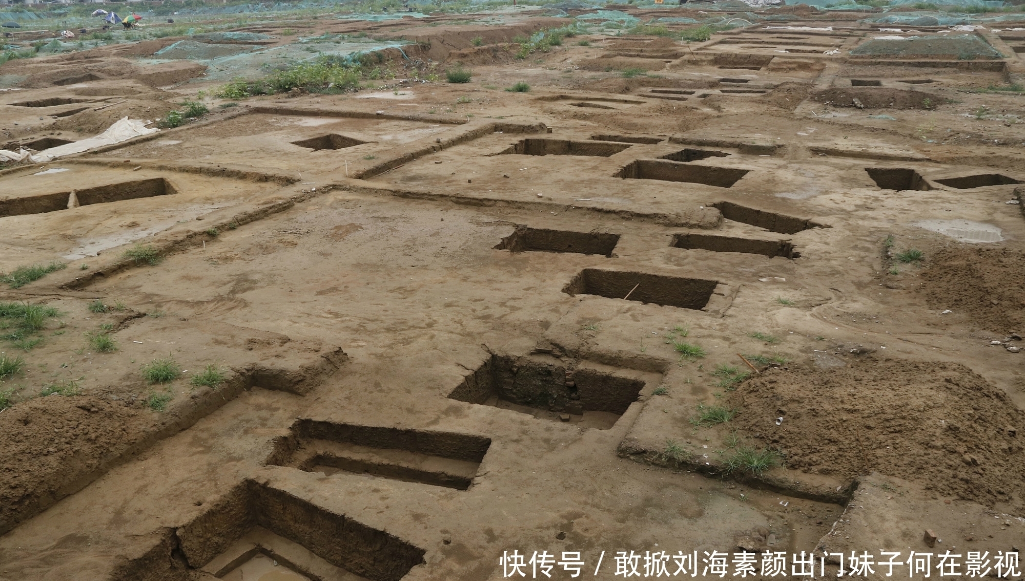 考古学|农村“奇特”小土坡,数年以来从未长草,考古学者连夜封锁现场