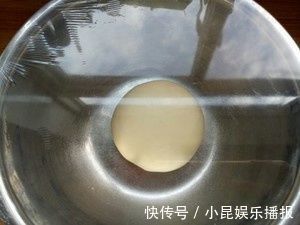 面团|我们家一年四季都爱吃的饼,隔三差五就要做一次,外酥内软特好吃