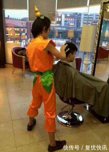 |搞笑图片幽默段子笑话大哥,你还是把它炖了吧,太折磨它了