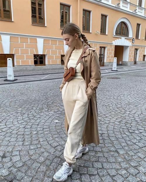 气温回升,及时get风衣的3种搭配法则,紧跟时尚潮流