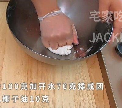 红糖糍粑,软糯香甜,外皮脆而不硬,糯叽叽的让人毫无抵抗力