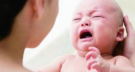 生病|1个月宝宝因病离世,小手一直“紧握”,妈妈掰开后痛彻心扉