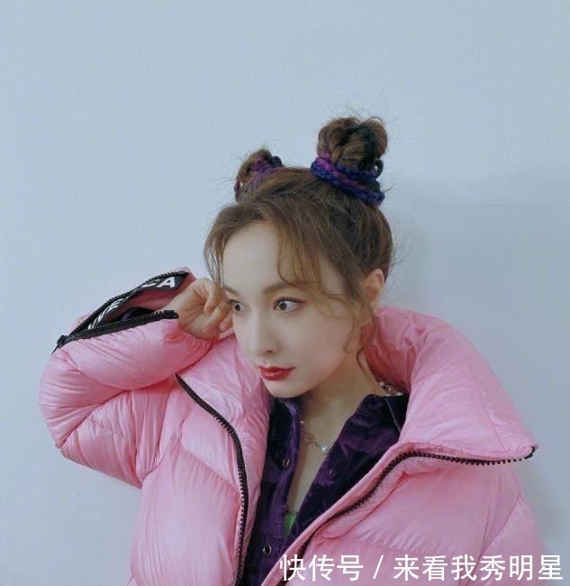 披头散发 女人别再披头散发了,太显老!今年流行这5种发型,减龄显脸小