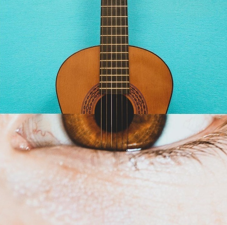 艺术家|这位好“色”的艺术家,拿大自然当画板,引11万人“想入非非”!