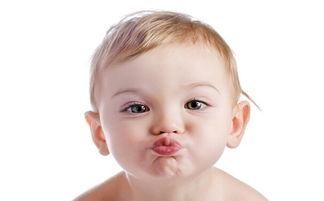 甜菜碱|宝宝头发稀少枯黄 不只是缺营养 教妈妈几招 宝宝头发又黑又多