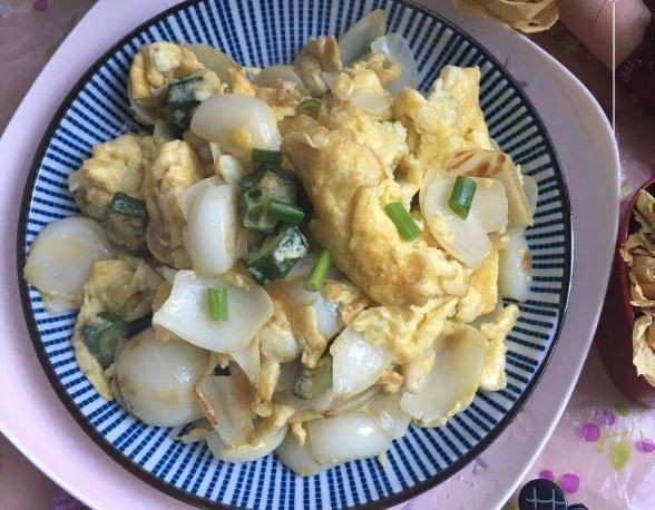 百合|失眠最怕这道菜,每天炒一盘,简单易学,养心安神,一觉睡到大天亮