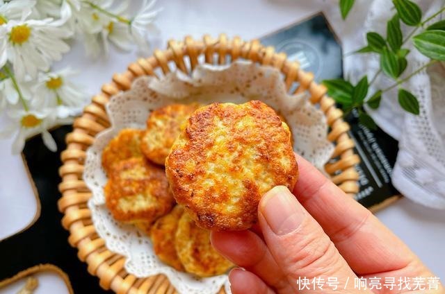 燕麦和鸡胸肉搭配,做美味的煎饼,低脂又解馋,常吃它想胖都难!