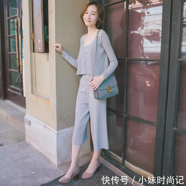 针织 春天就想穿得舒适休闲一些,这8款阔腿裤套装时尚又减龄