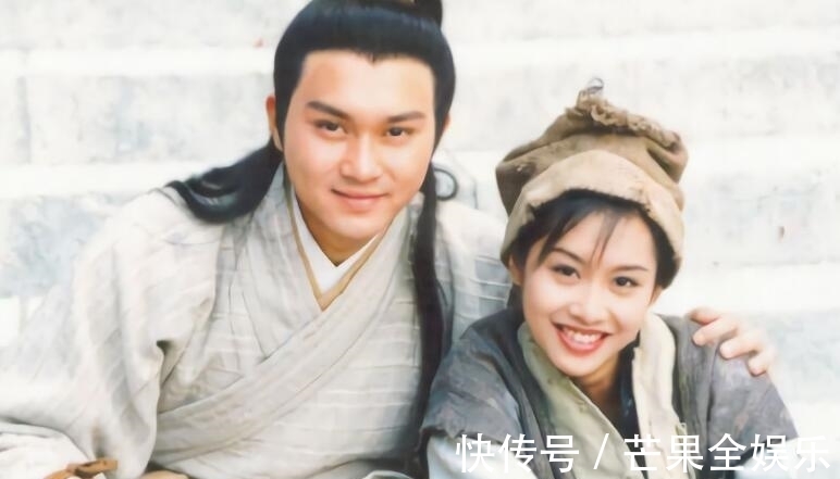 金庸!被金庸删了又改的高手是谁?父亲母亲威名远播,女儿一出场即巅峰