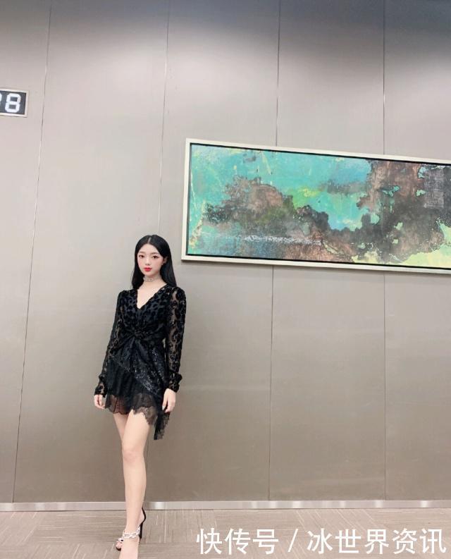 李紫婷|李紫婷精心打扮，却被一个小细节毁所有，为造型穿长袖卫衣不怕热