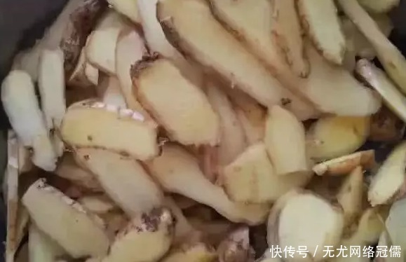  口感是不一样|“空腹”可以安心吃的4种食物，苹果上榜，最后一种比米饭还好吃