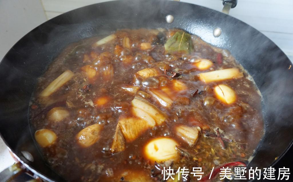 卤肉馅|在家蒸包子试试香菇卤肉馅，简单又美味，酱香味浓郁，太解馋了