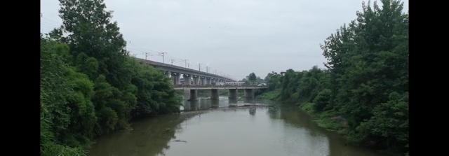 鱼钩|野钓时时有惊喜,闷杆钓居然上奇货,惊喜惊喜