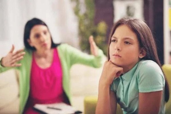 孩子|孩子如果出现这3种“情况”,说明可能心理有问题了,父母要重视