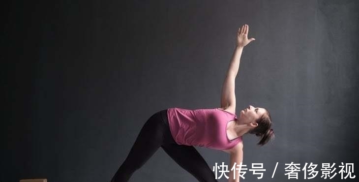 背部|在家练瑜伽,这十个姿势最适合,来看看你该怎么练