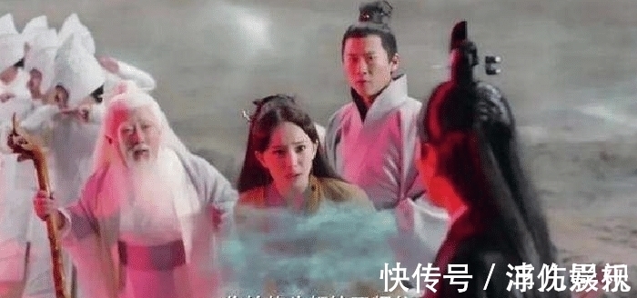 三生三世&三生三世:白浅拿着玉清昆仑扇封印擎苍,难道昆仑扇比东皇钟厉害?