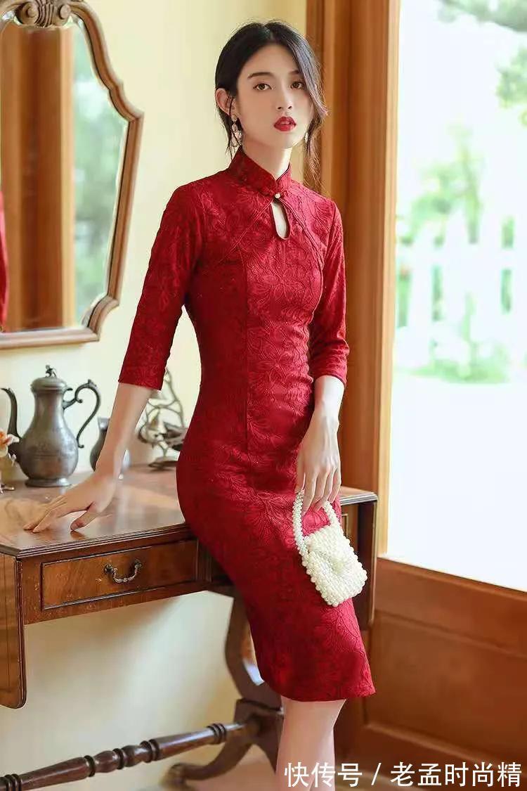 极简|穿搭:秋日就要穿这样的改良旗袍极简风,时髦修身气质高级!美翻了